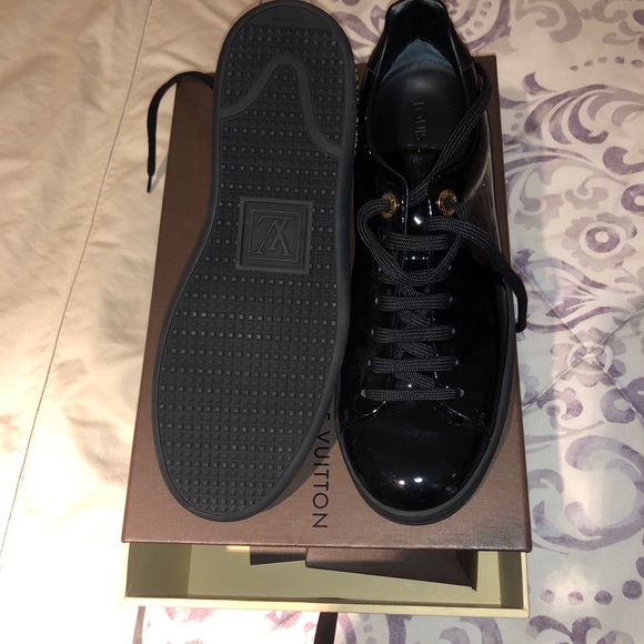 Louis Vuitton Black Patent Leather shoes - Picture 4 of 8